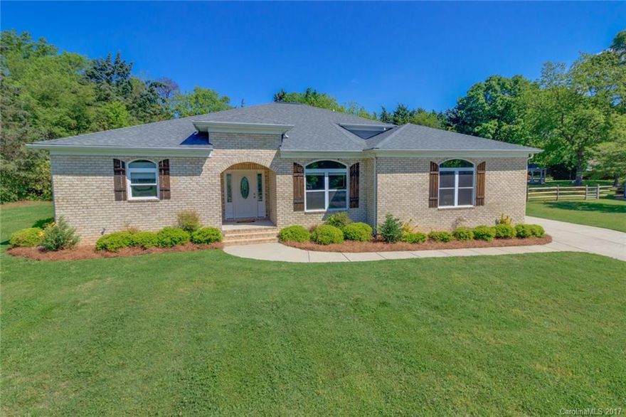 GORGEOUS ranch style home! Nine foot ceilings, open floor plan, granite countertops, tile in bathrooms! Beautiful backyard with gazebo and slightly wooded. Plenty of room to build your own garden and room for kids to enjoy. Top schools in the city. Beautiful neighborhood with no homeowners fees! Hot spot for everything, lots of choices for dining and all your major grocers. Very convenient area to live in, Less than 10 minutes from CAROWINDS! Fifteen minutes from Charlotte Premium Outlet Mall.