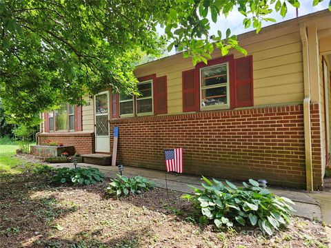 573 Uptons Landing Road 79 Marion NC 28752