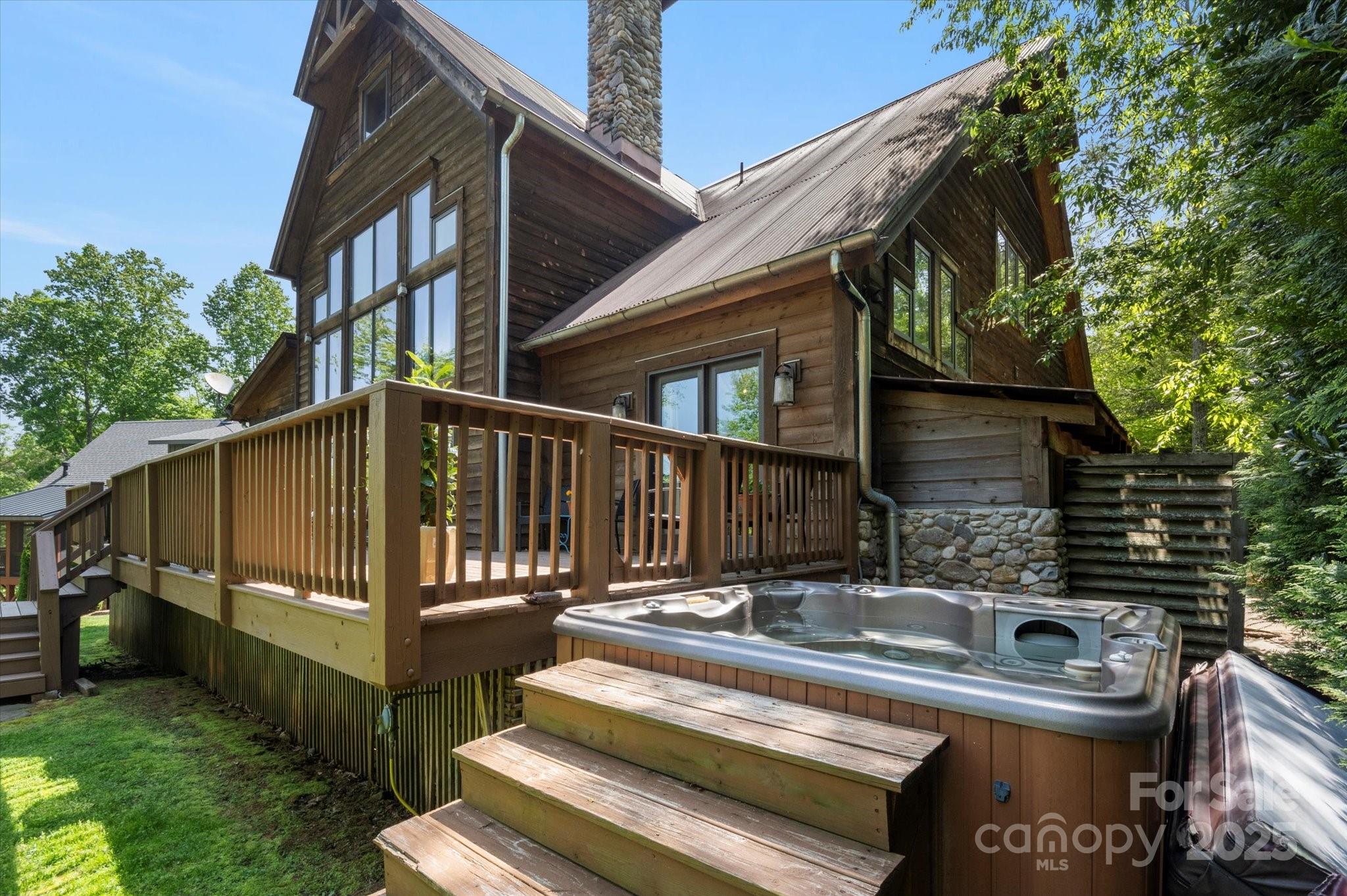 The Arbor at Lake James - Residential