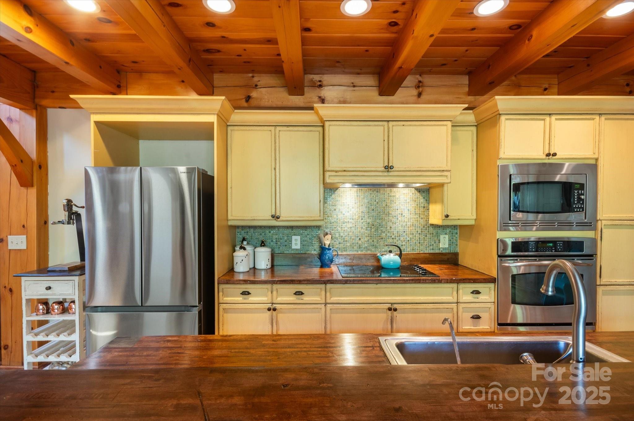 The Arbor at Lake James - Residential