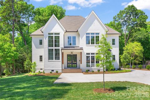 Photo of 4628 Water Oak Road, Charlotte, NC 28211 (MLS # 4354112)
