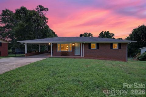 Photo of 2671 Terrace Drive, Granite Falls, NC 28630 (MLS # 4401742)
