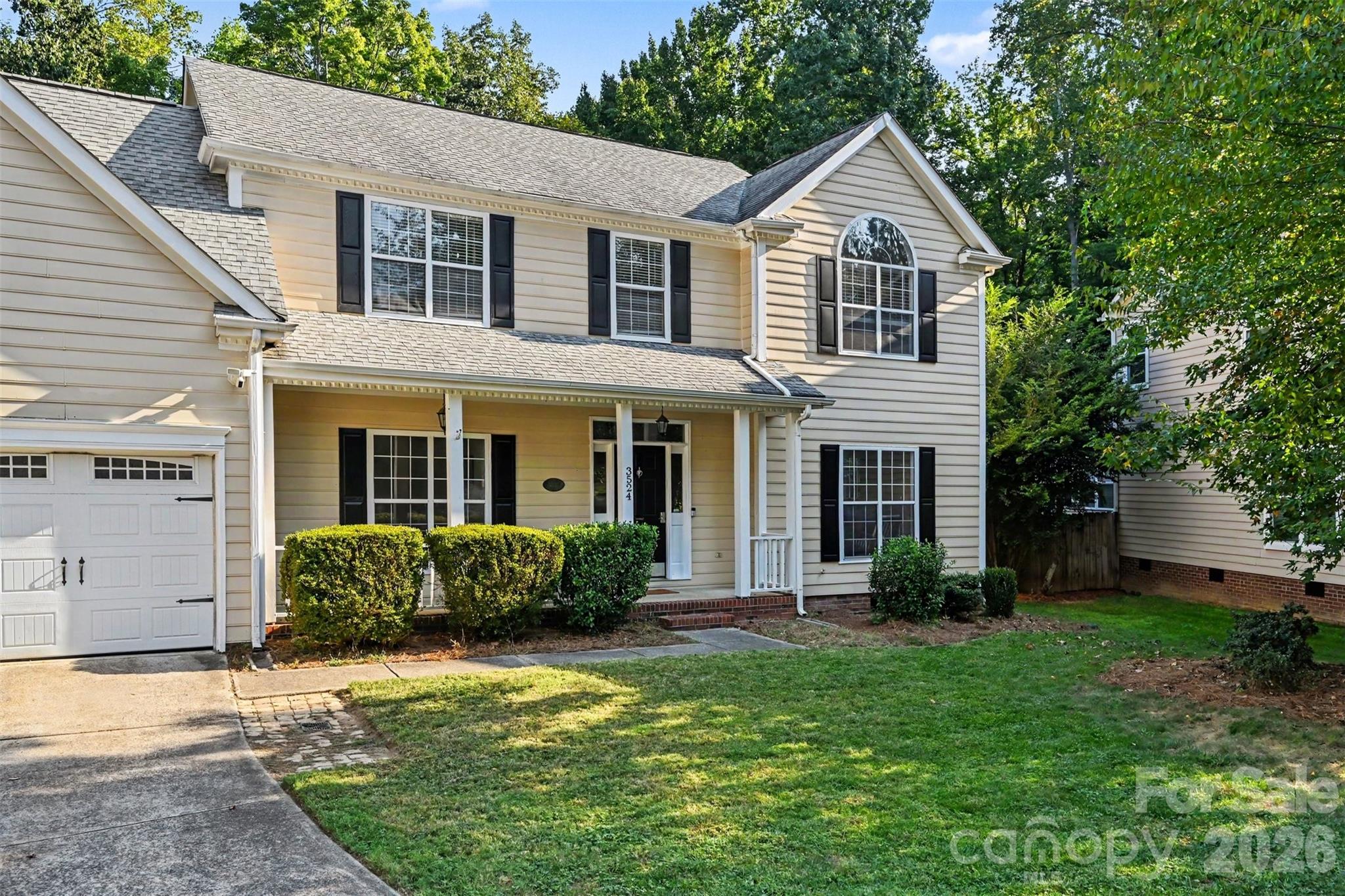 3524 Crescent Knoll Drive