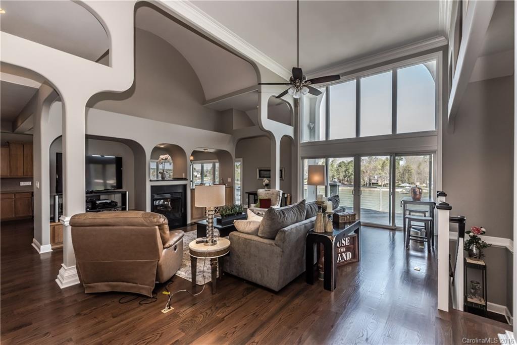 The Palisades - Residential