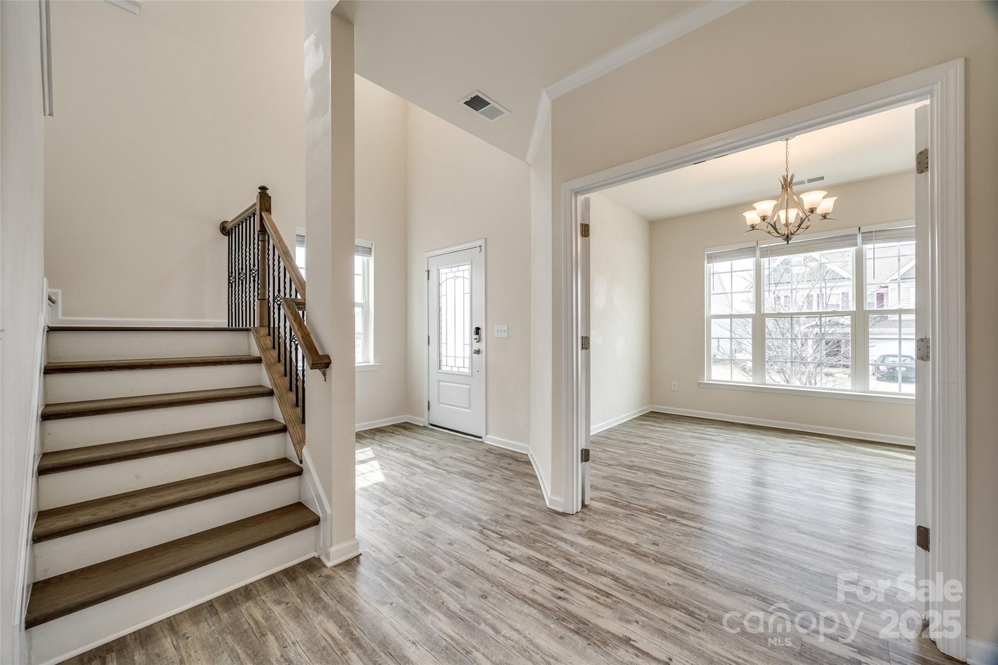 844 Braddock Way