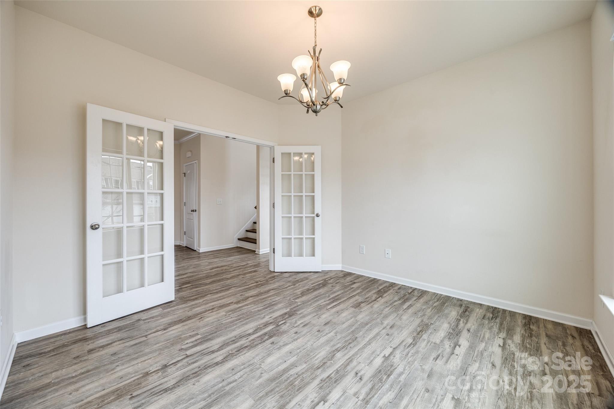 844 Braddock Way