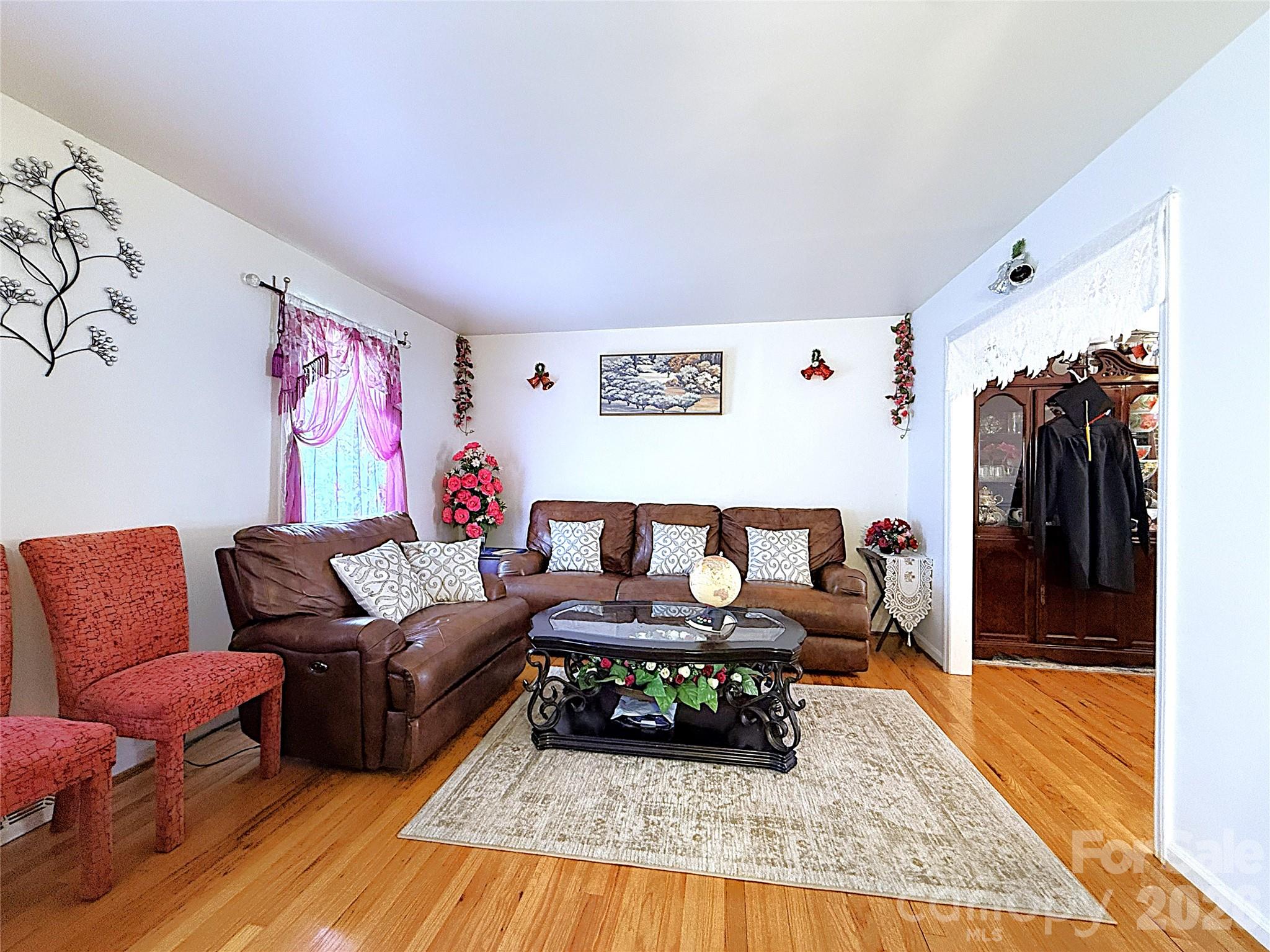 6824 Marlbrook Drive