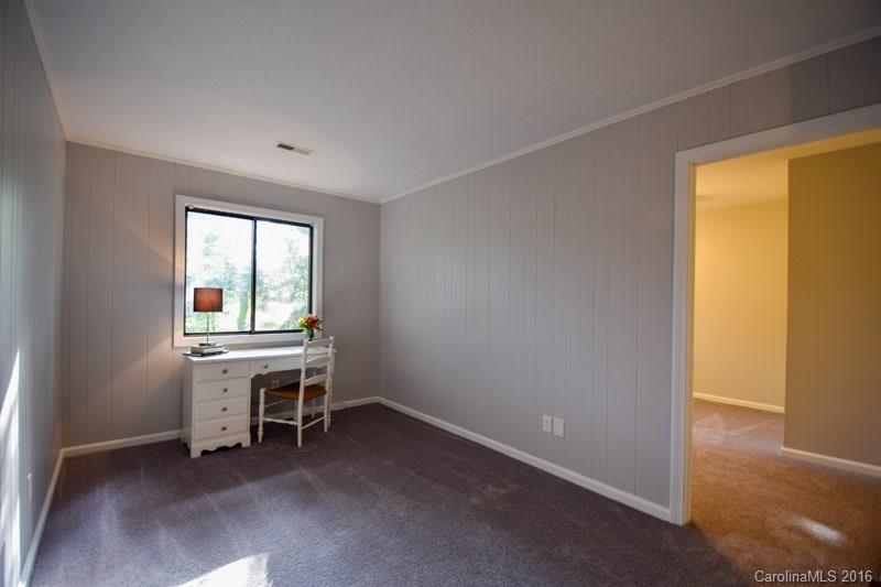 Laurelwood - Residential