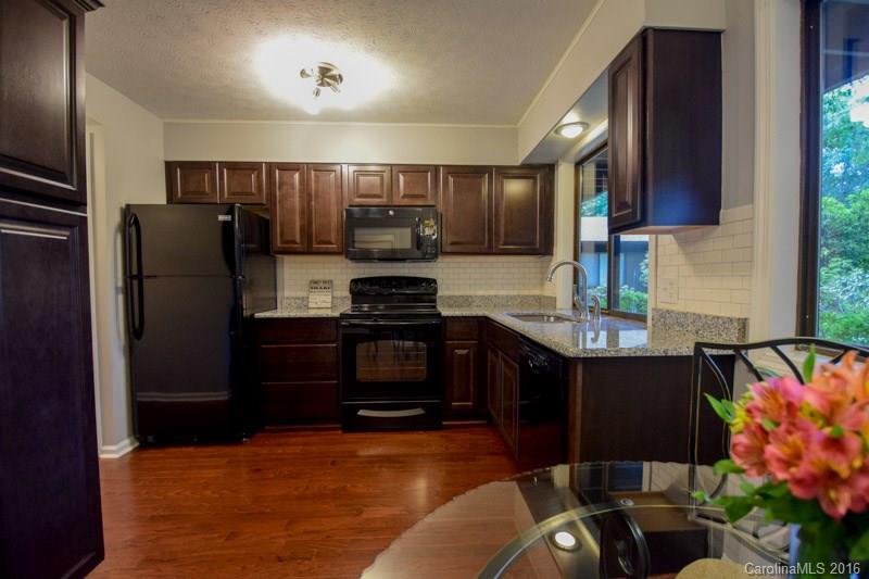 Laurelwood - Residential