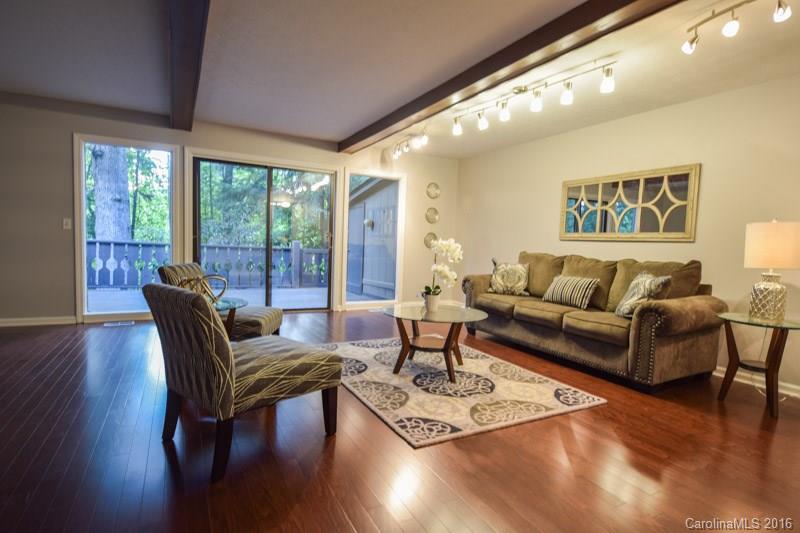 Laurelwood - Residential