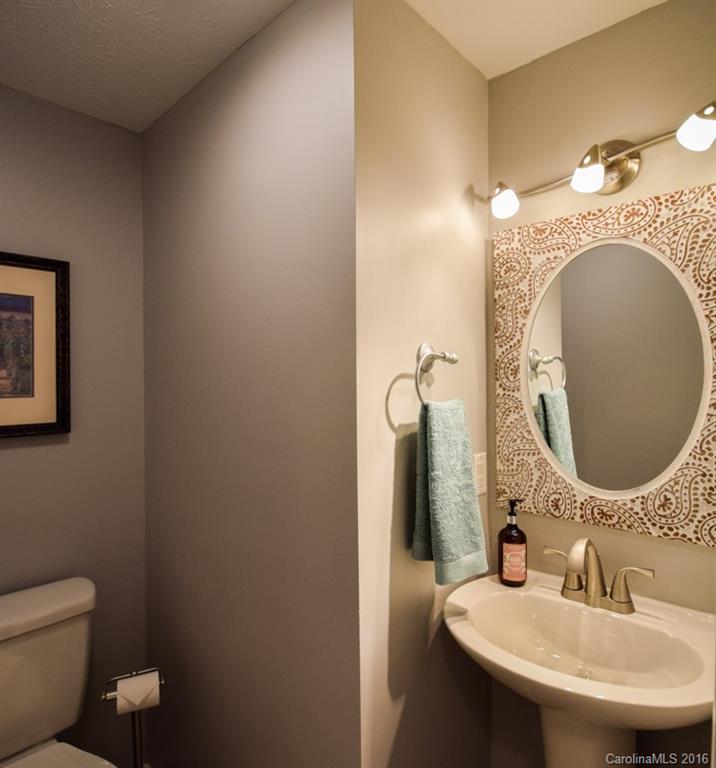 Laurelwood - Residential