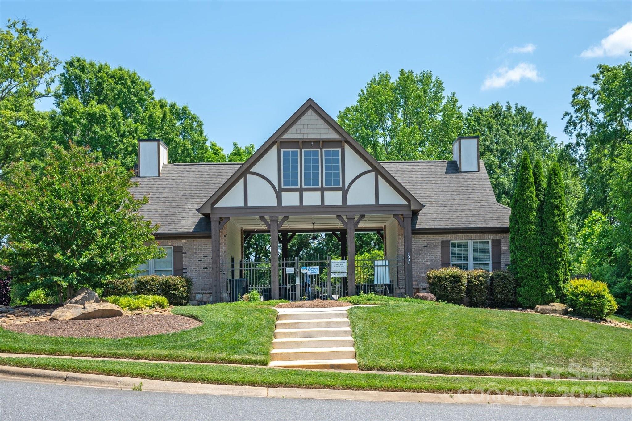 Barber Rock - Residential