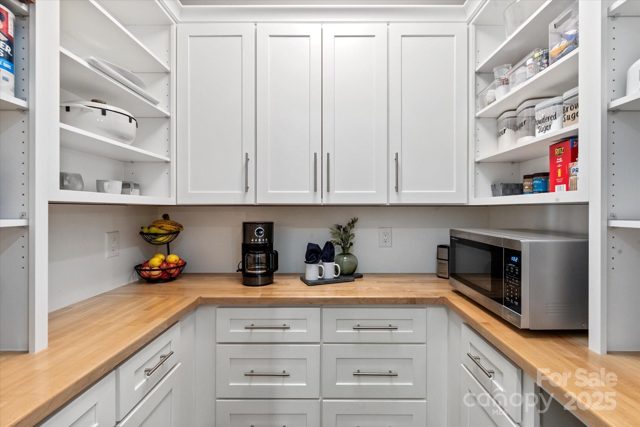 Barber Rock - Residential