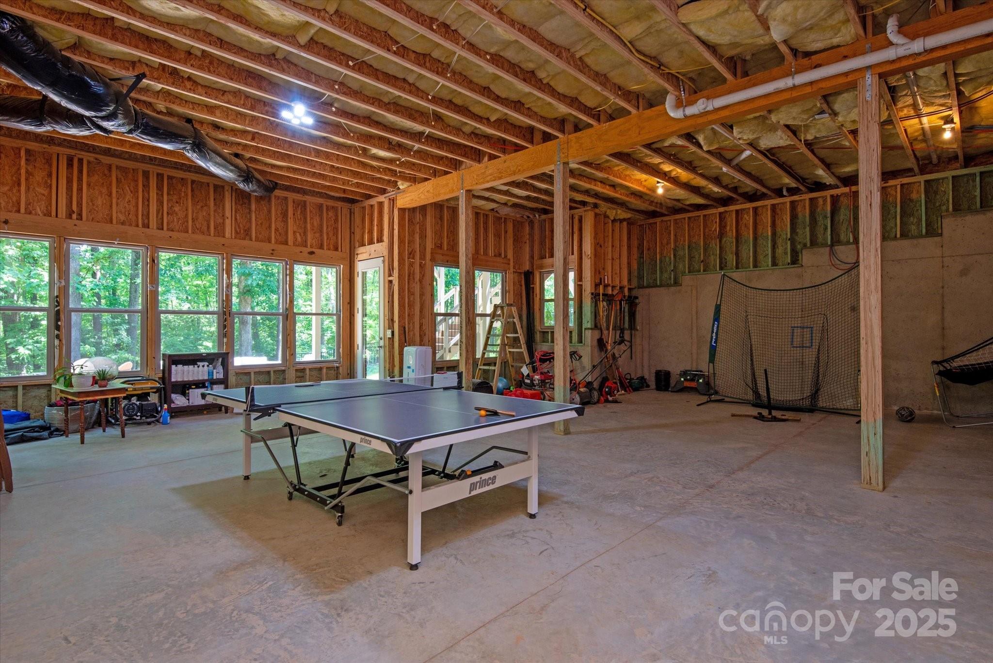 Barber Rock - Residential