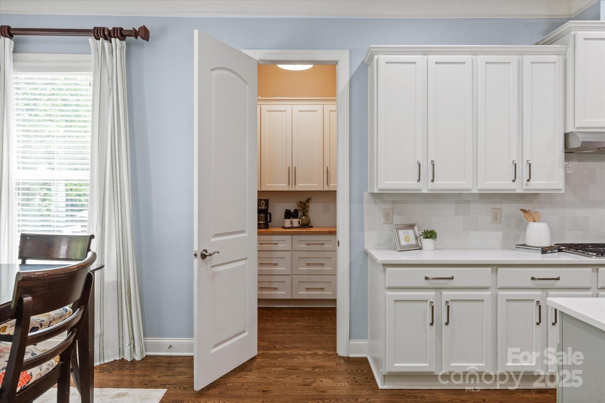 Barber Rock - Residential