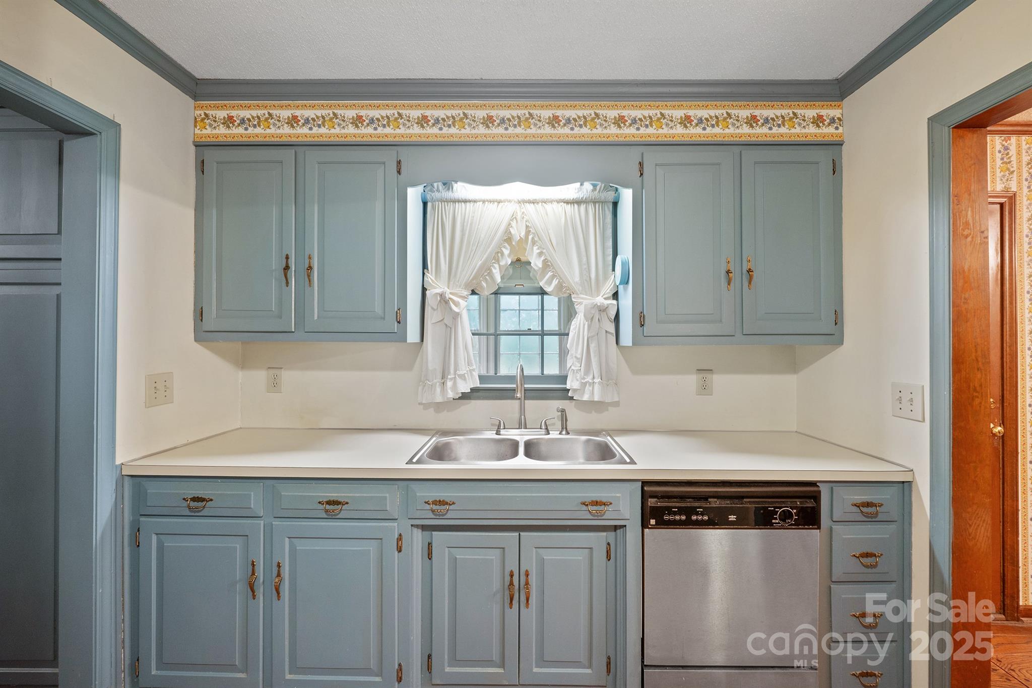 Lithia Hills - Residential