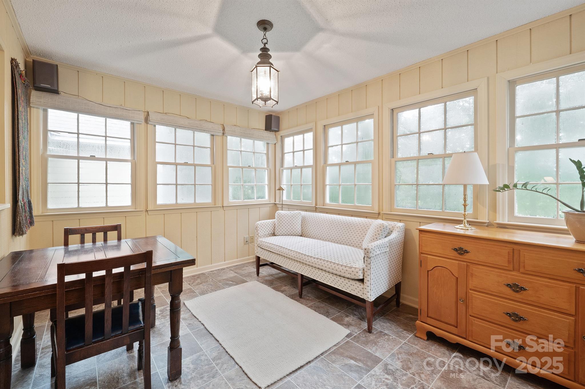 Lithia Hills - Residential