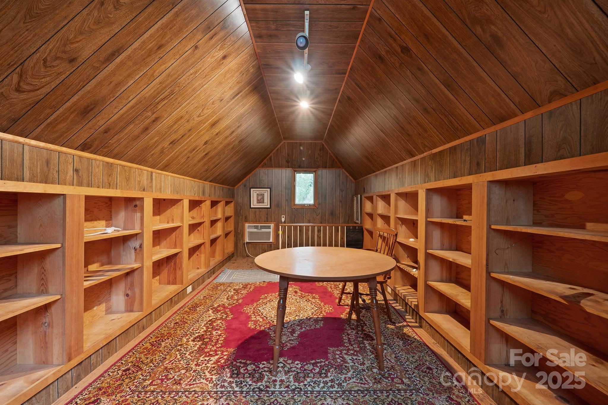 Lithia Hills - Residential