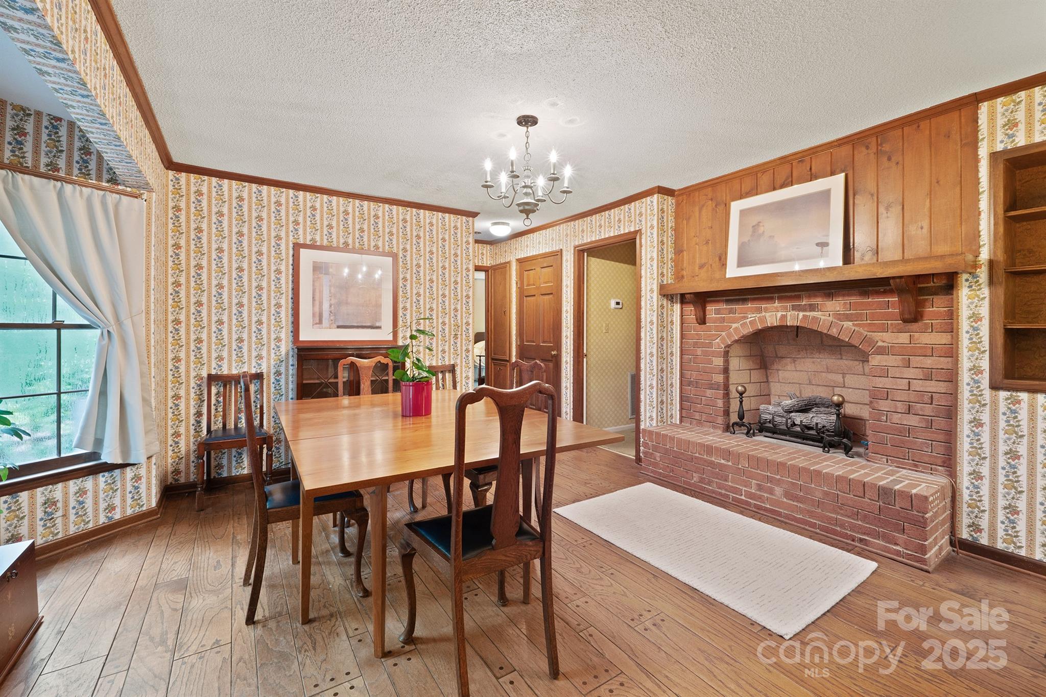 Lithia Hills - Residential