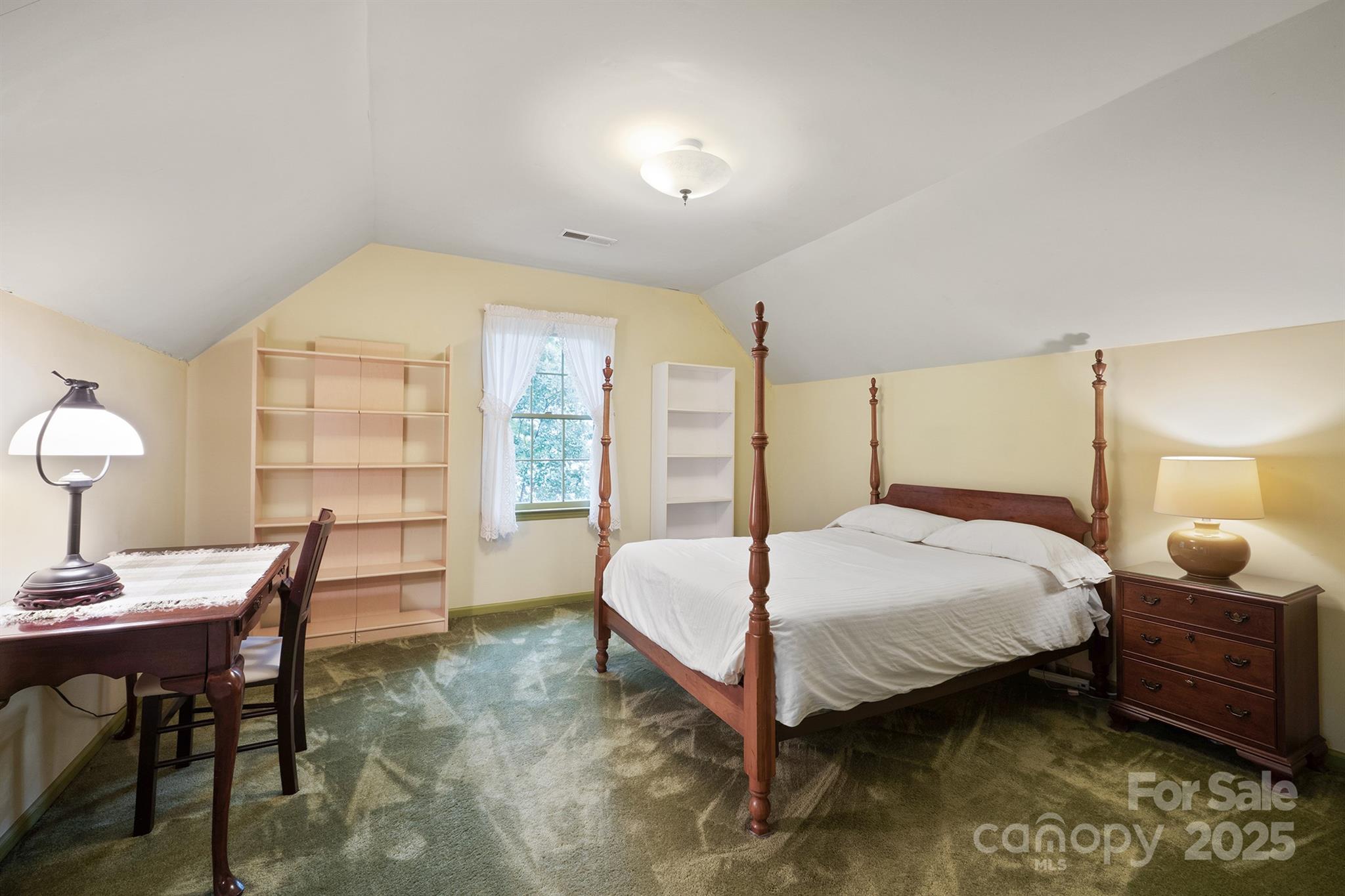 Lithia Hills - Residential