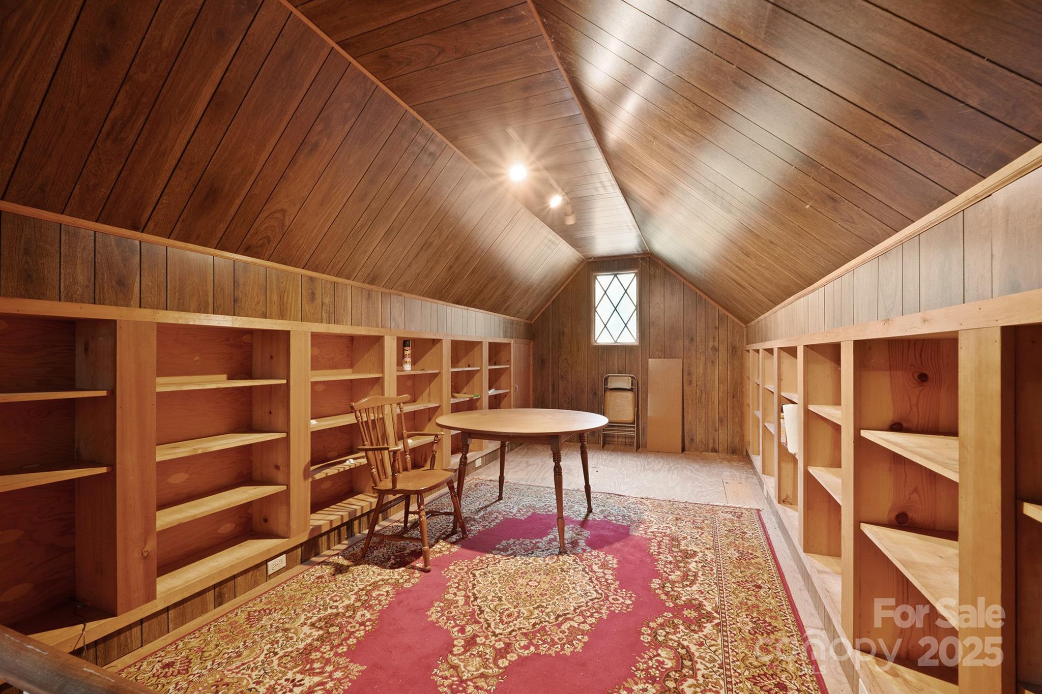 Lithia Hills - Residential