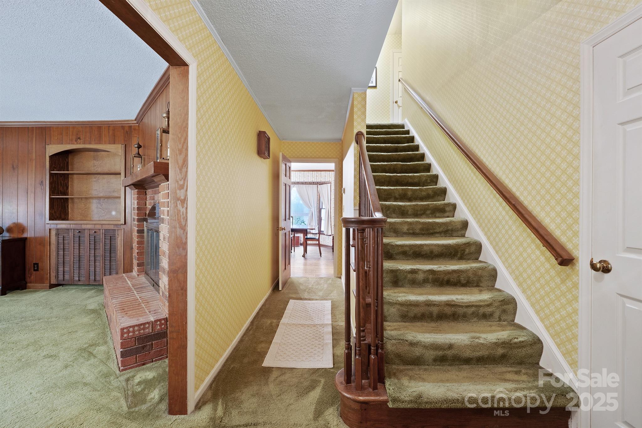 Lithia Hills - Residential