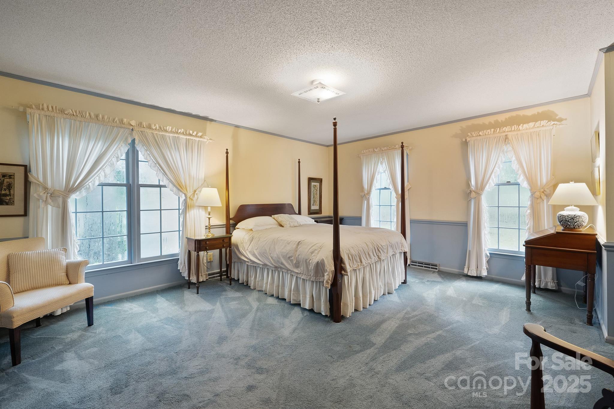 Lithia Hills - Residential