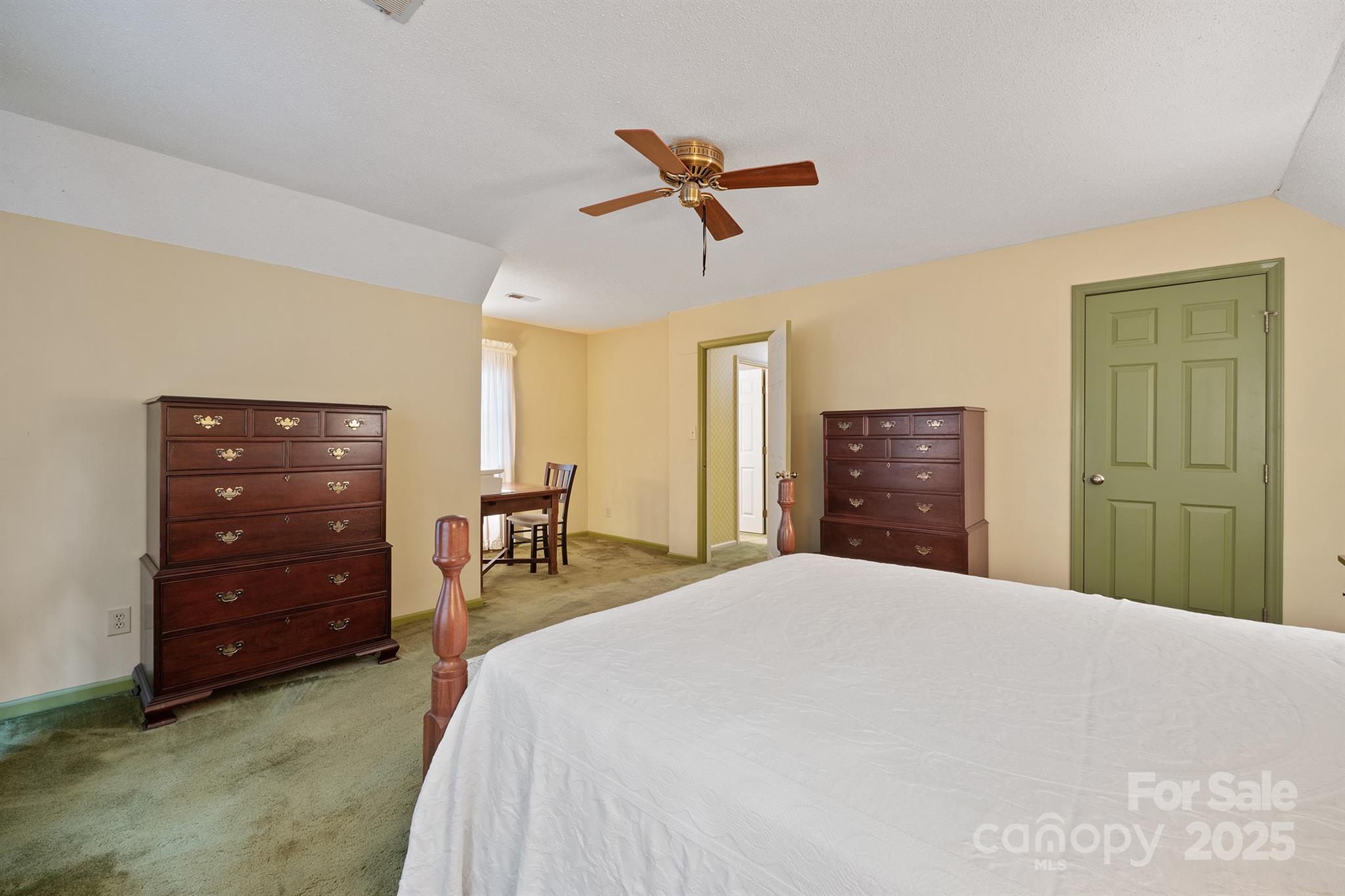 Lithia Hills - Residential