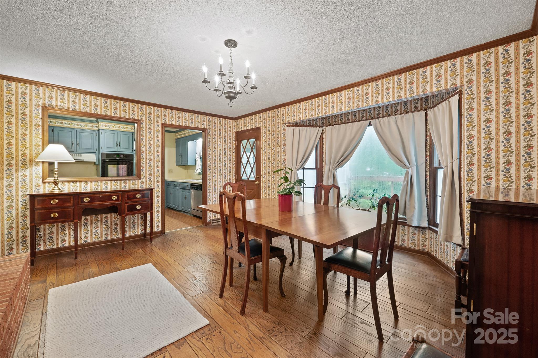 Lithia Hills - Residential