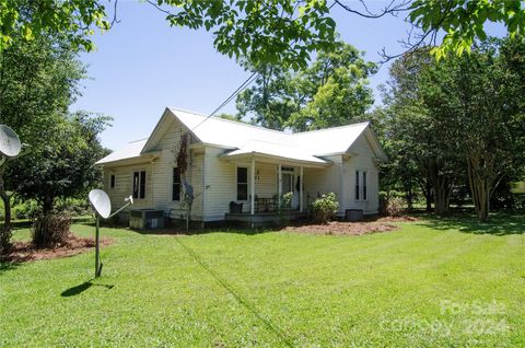 A home in Hickory Grove