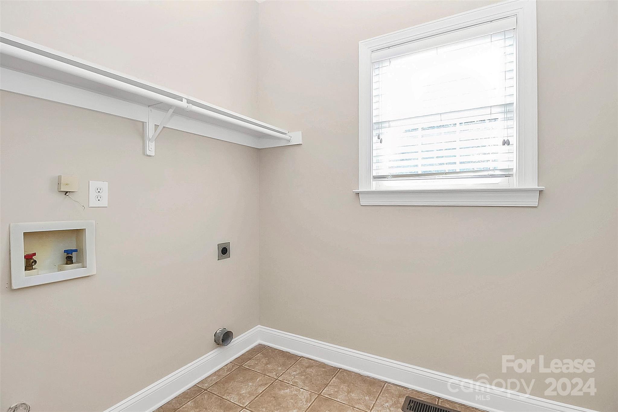 Macaulay - Residential Lease