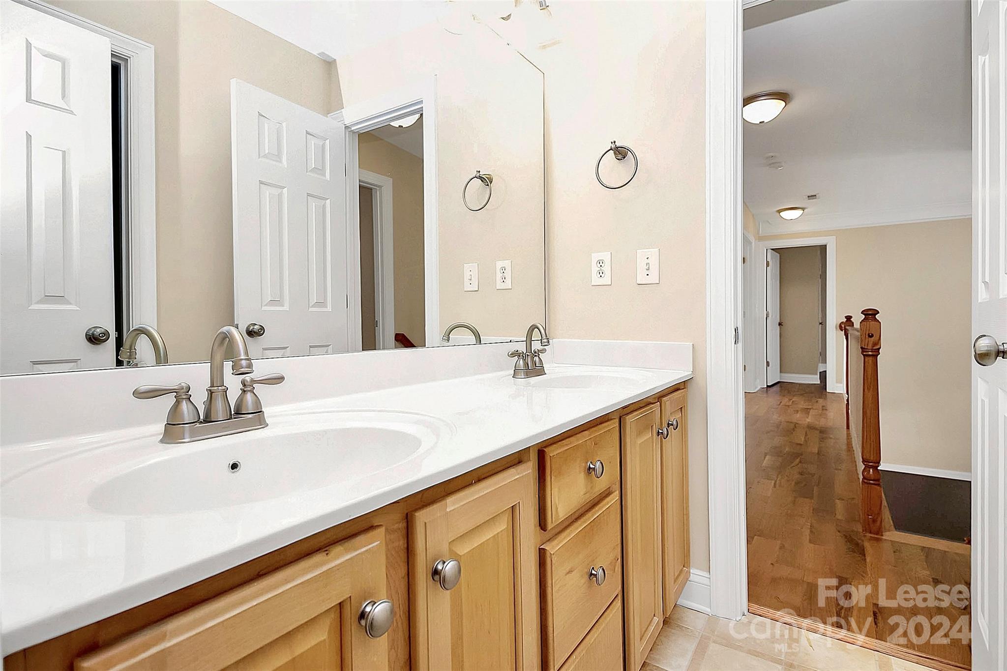 Macaulay - Residential Lease