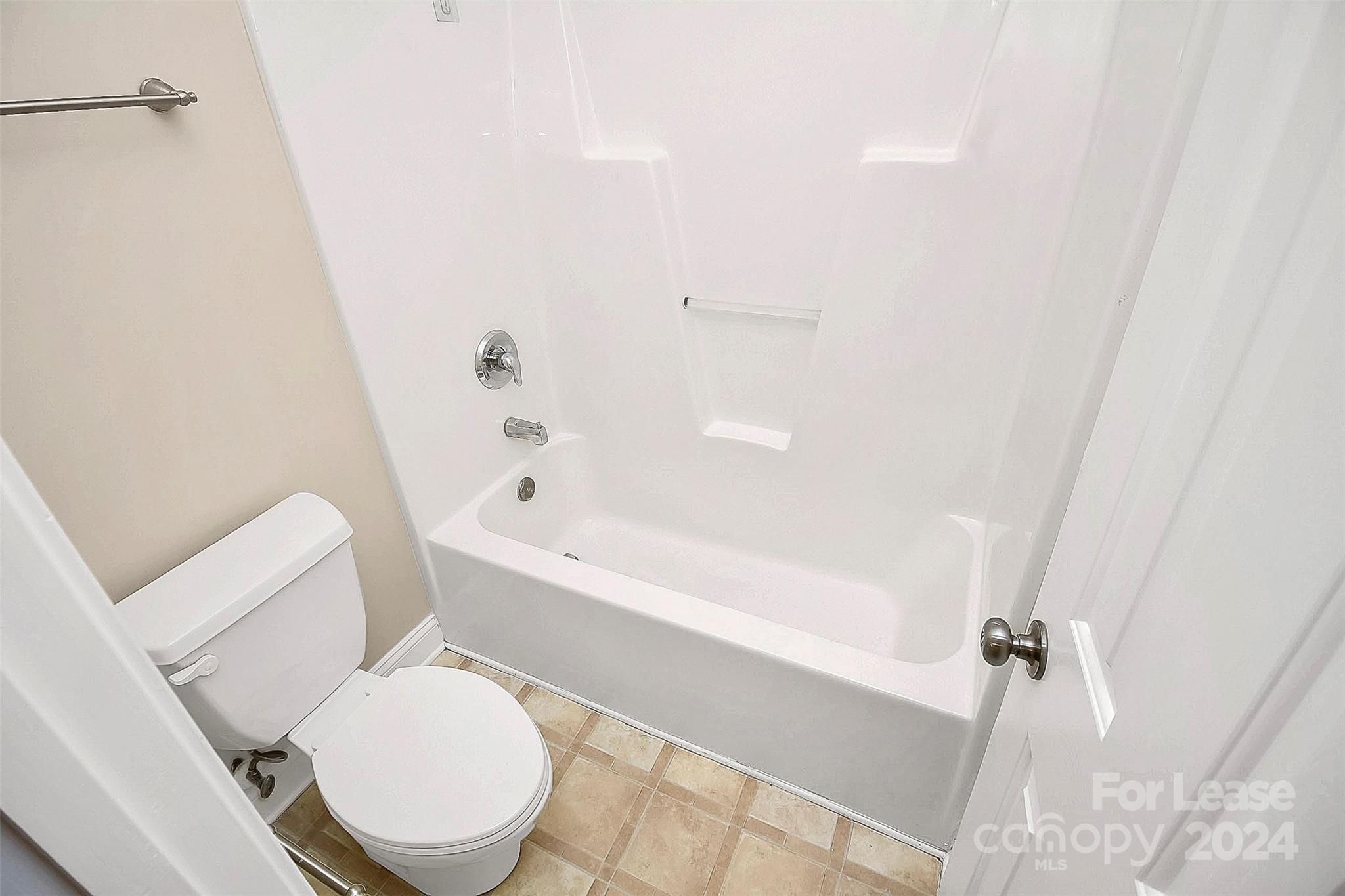 Macaulay - Residential Lease