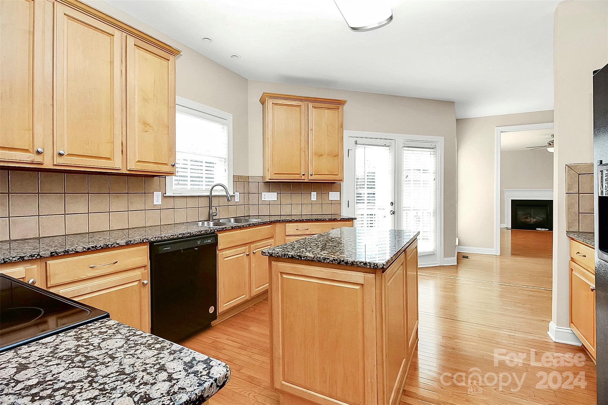 Macaulay - Residential Lease