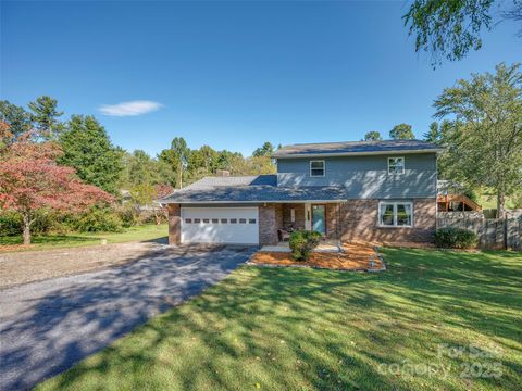 4 Daniel Drive Fletcher NC 28732
