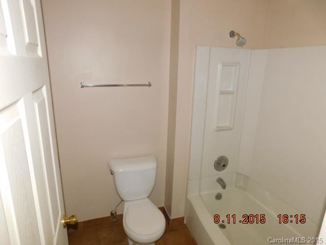 Twelve Oaks - Residential Lease