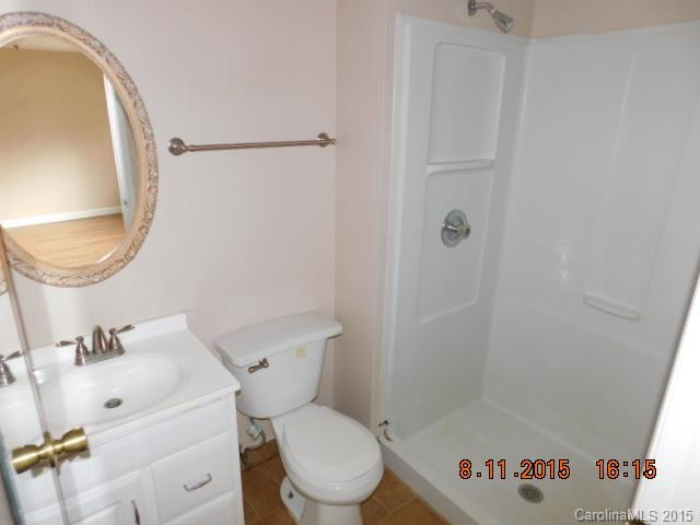 Twelve Oaks - Residential Lease