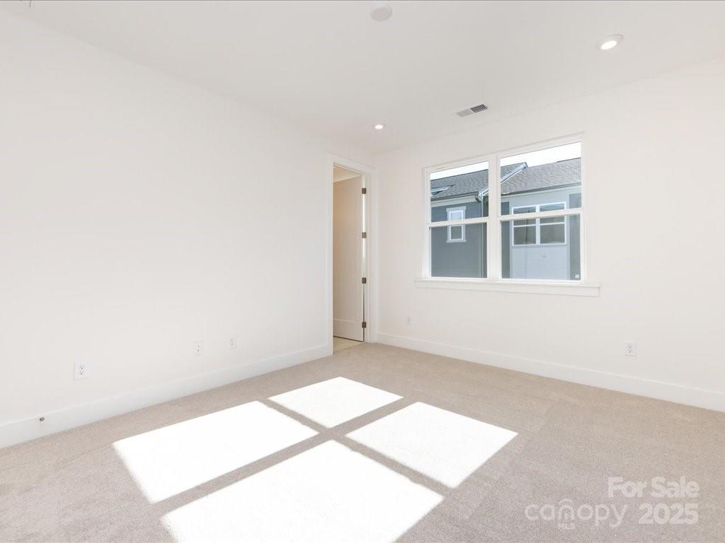 Context at Oakhurst - Residential