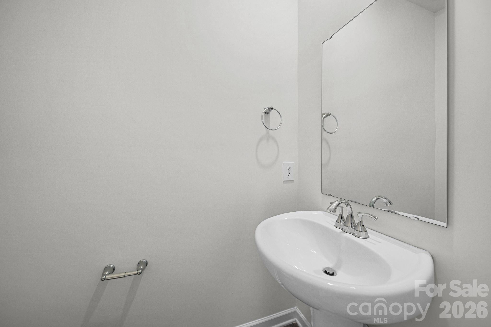 3305-3307 15th Avenue NE