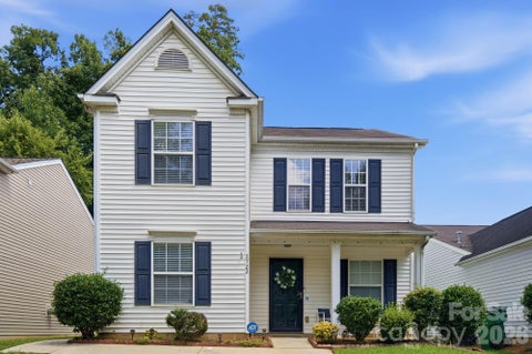 Photo of 2722 Meadow Knoll Drive, Charlotte, NC 28269 (MLS # 4414122)