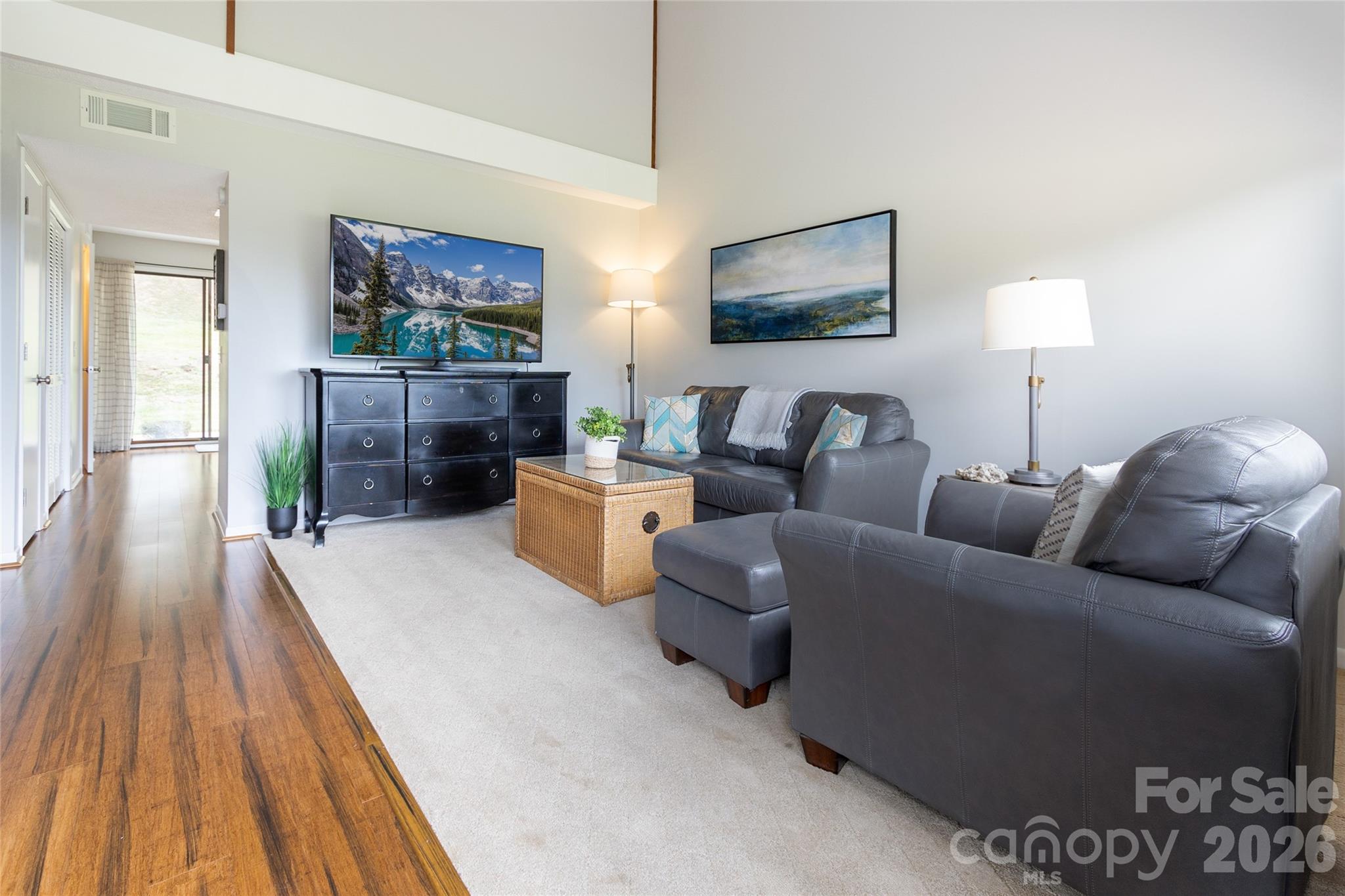 135 Fox Run Boulevard 804