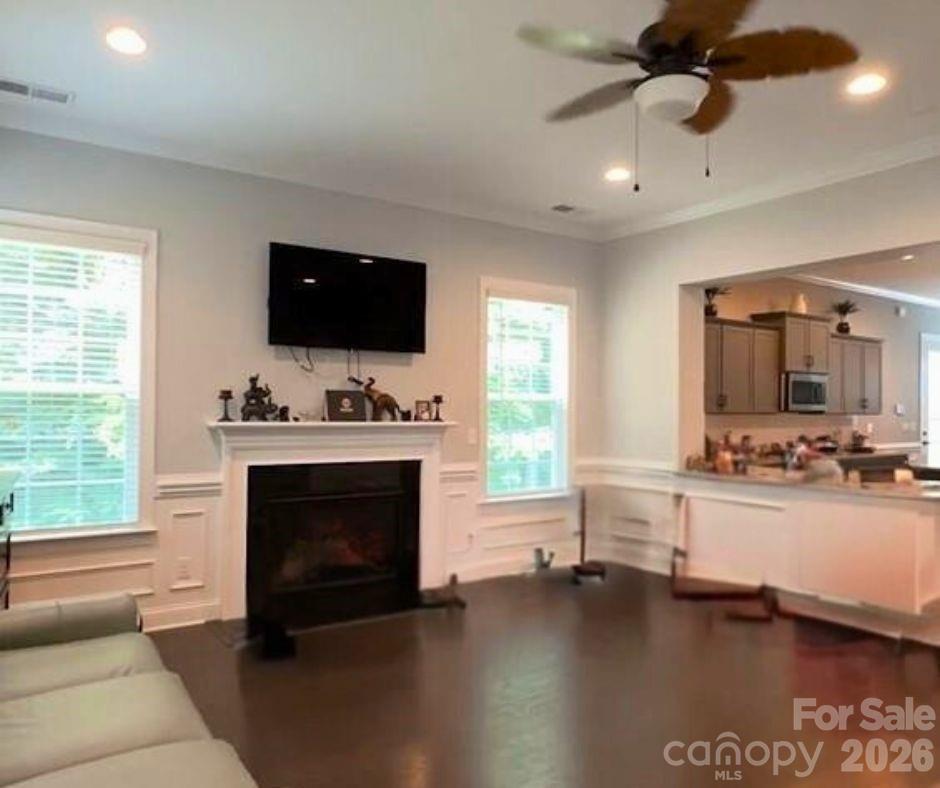 2044 Sweet William Drive