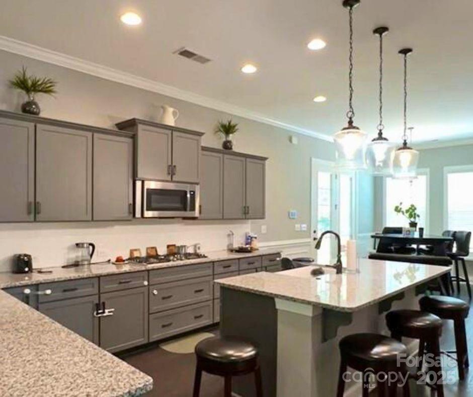 2044 Sweet William Drive