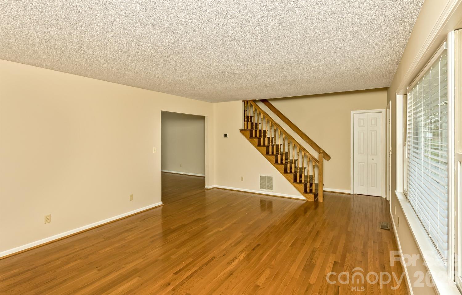 47 Cane Creek Circle