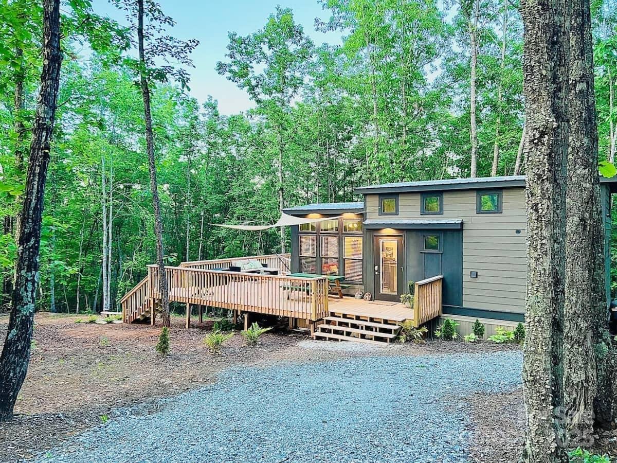 221 Summerfield Lane