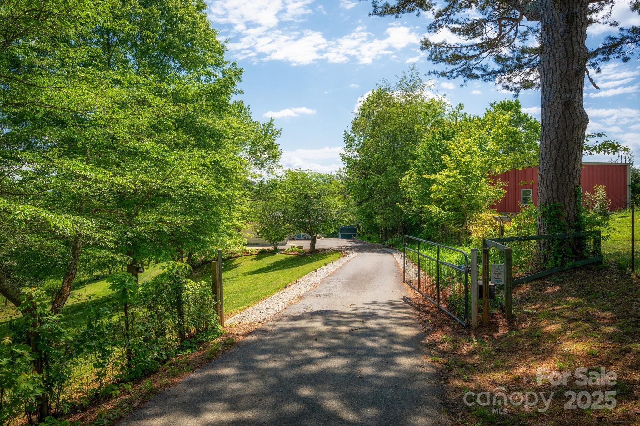 1572 Alexander Road