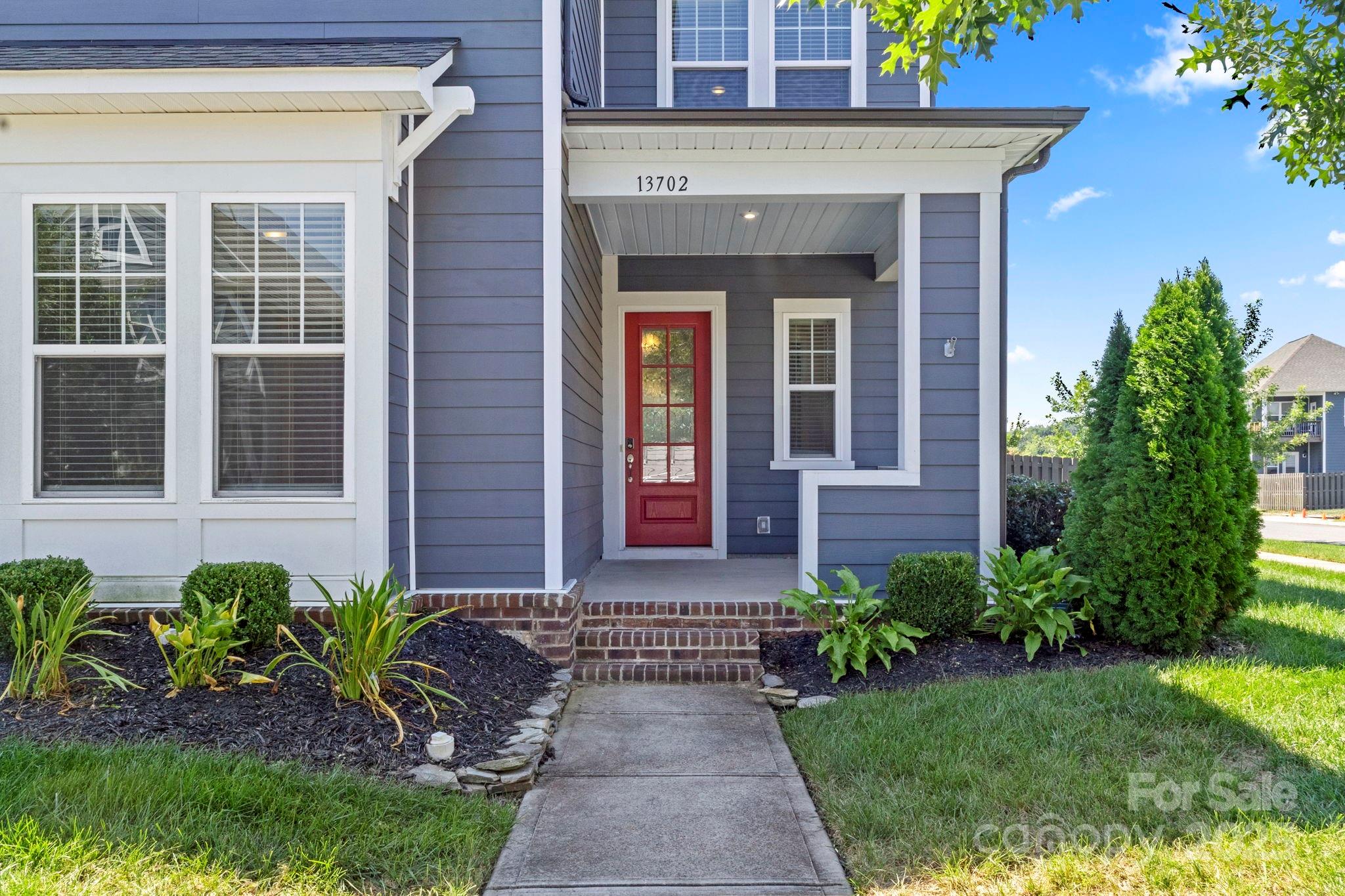 13702 Jacks Lane