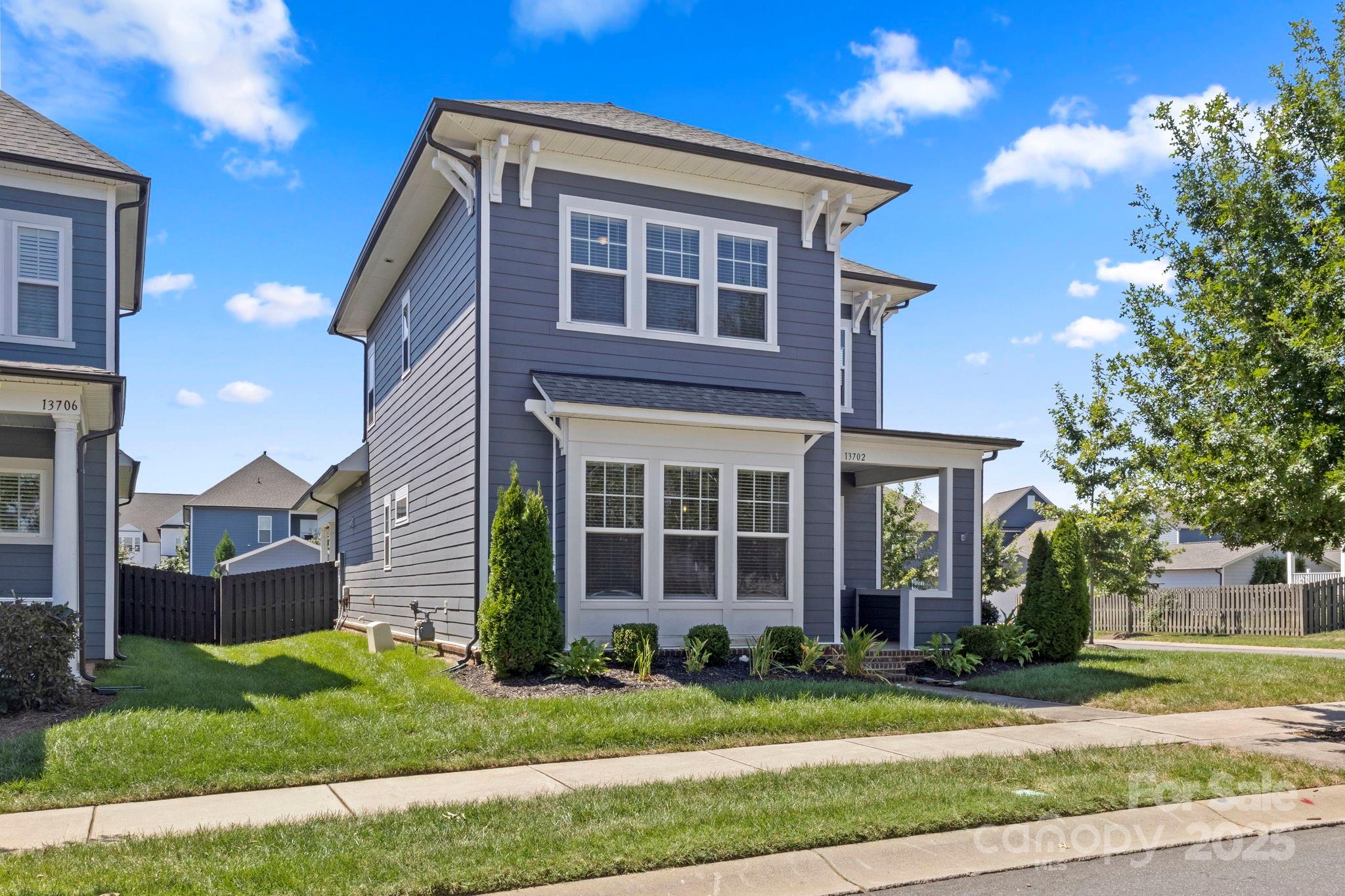 13702 Jacks Lane