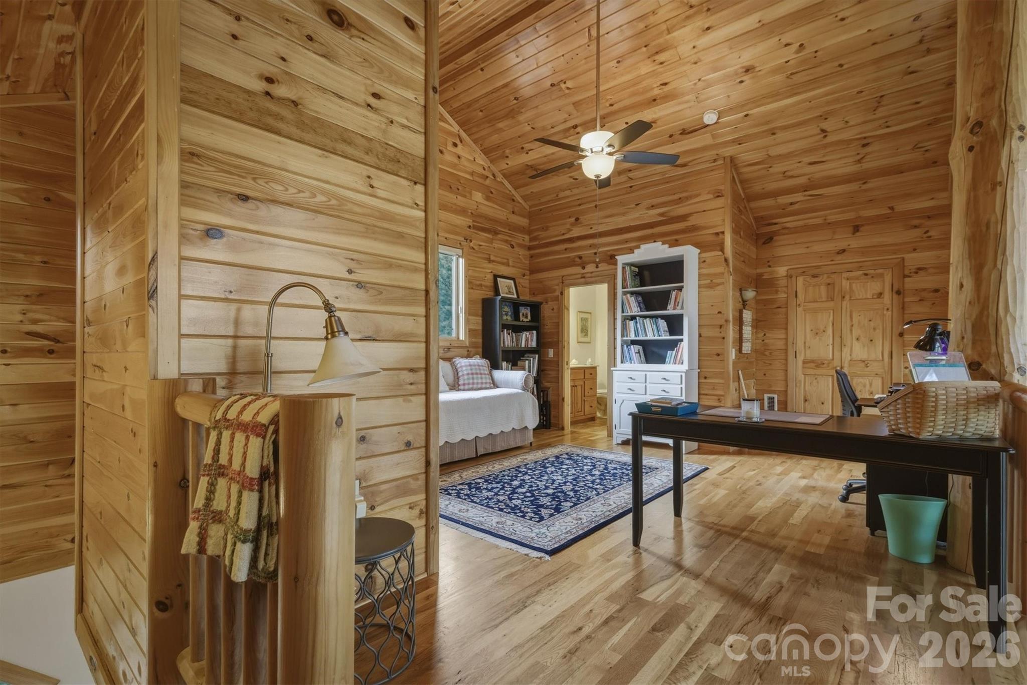 Paradise Harbor - Residential