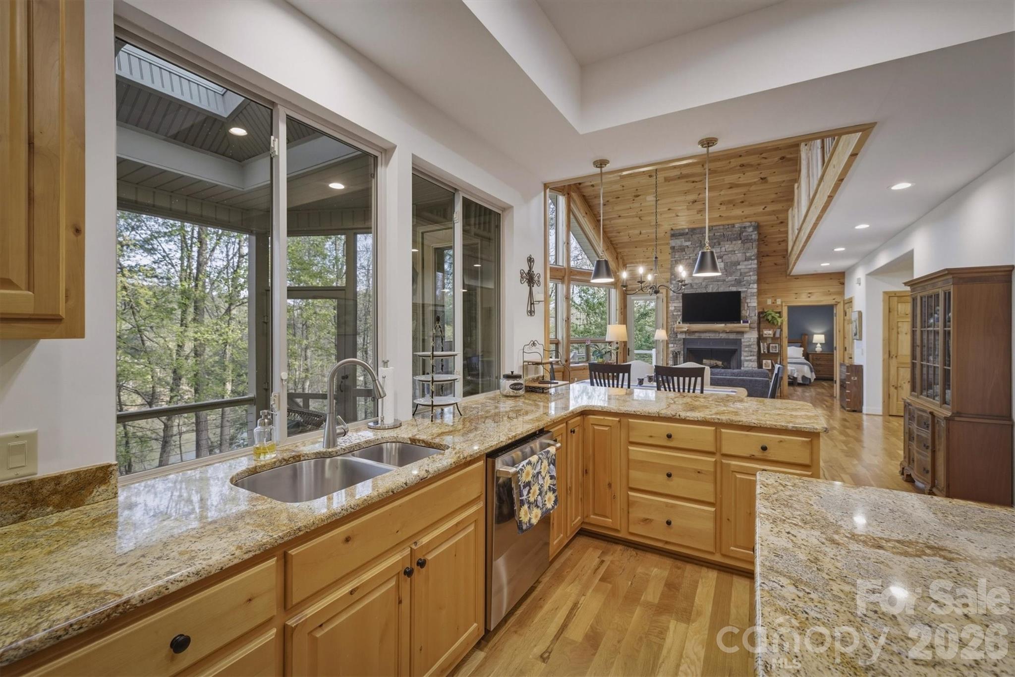 Paradise Harbor - Residential